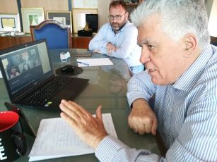 2η ΤΗΛΕΔΙΑΣΚΕΨΗ ΔΗΜΑΡΧΟΥ ΜΕ ΤΟΥΣ ΕΠΙΚΕΦΑΛΗΣ ΤΩΝ ΠΑΡΑΤΑΞΕΩΝ