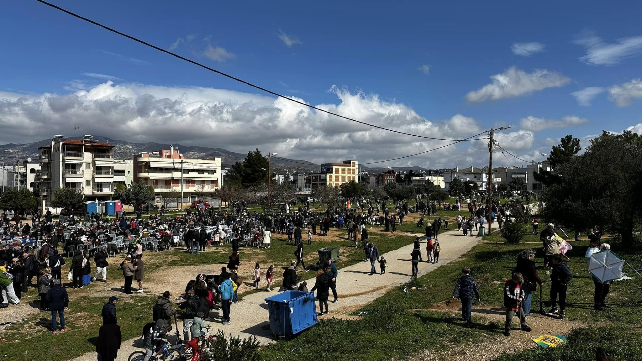 Πλήθος κόσμου στη γιορτή για τα Κούλουμα που διοργάνωσε ο Δήμος Αγίας Παρασκευής στο Πάρκο Πευκακίων